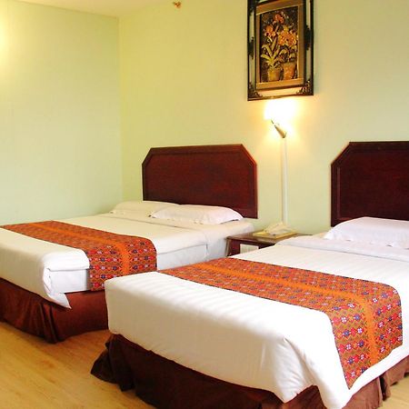 קוצ'ינג Grand Supreme Hotel מראה חיצוני תמונה