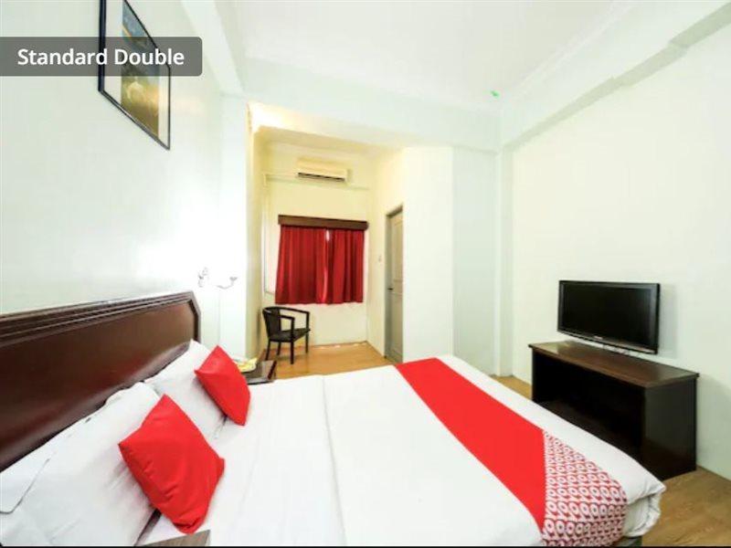 קוצ'ינג Grand Supreme Hotel מראה חיצוני תמונה