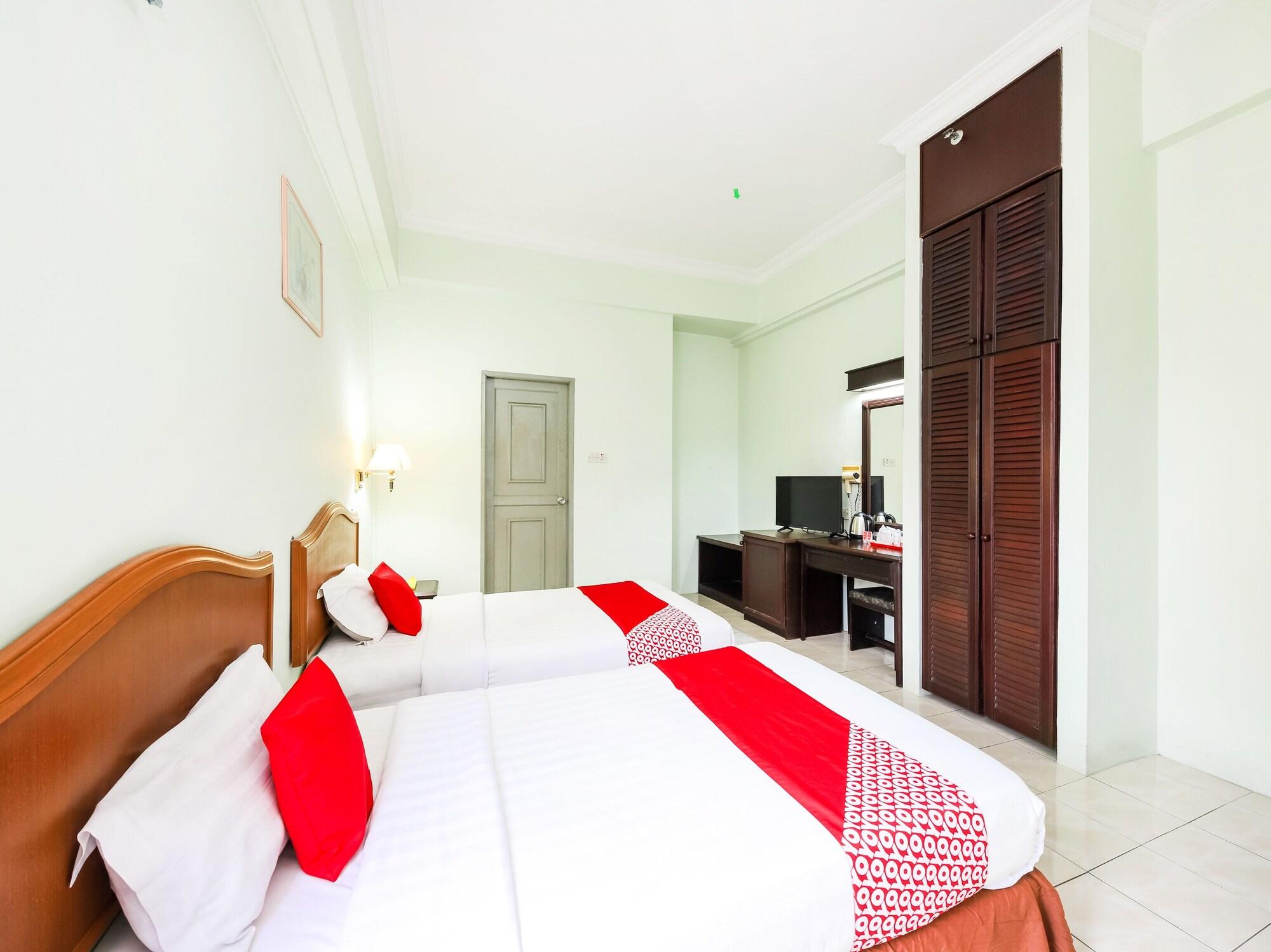 קוצ'ינג Grand Supreme Hotel מראה חיצוני תמונה