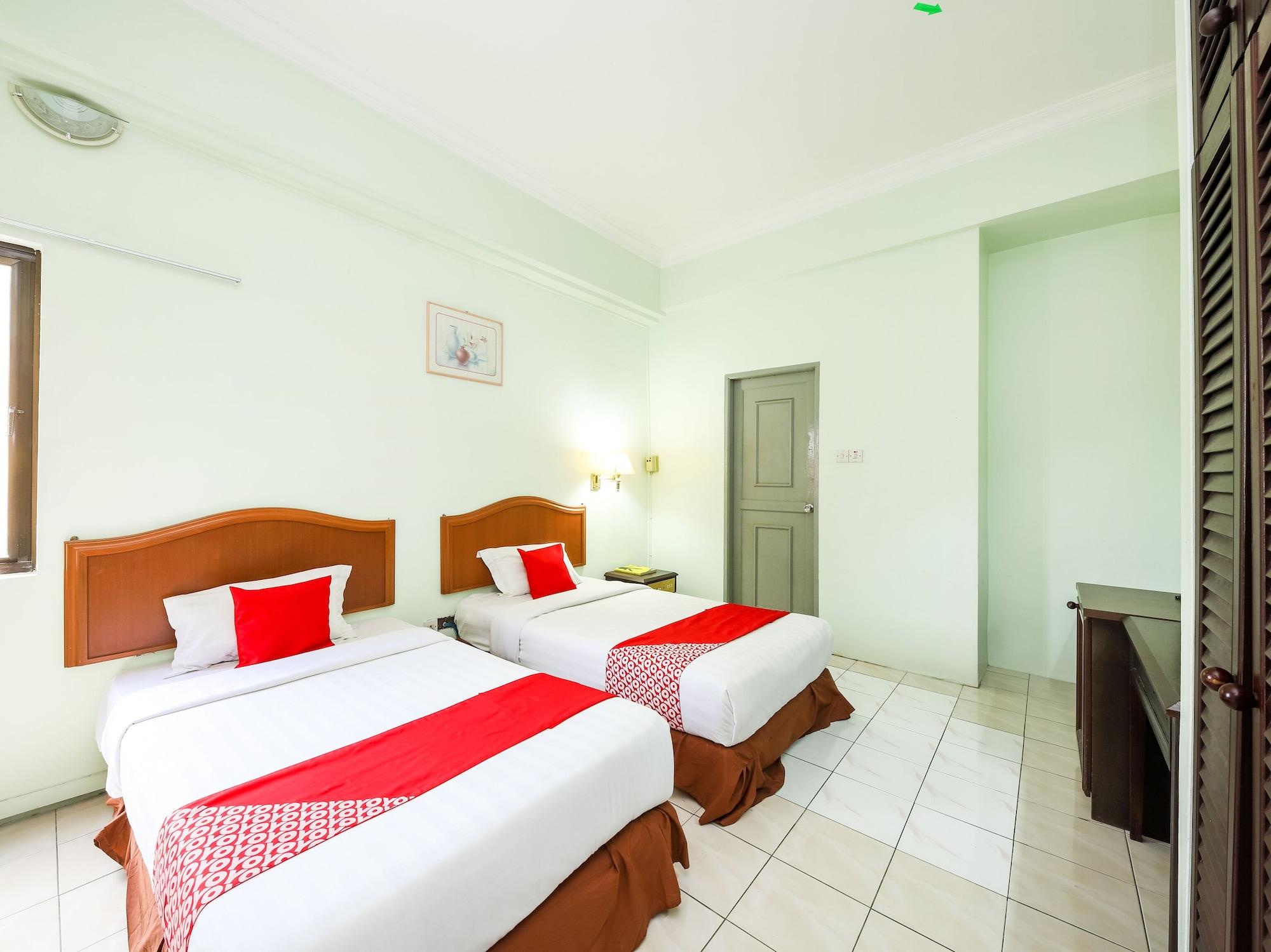 קוצ'ינג Grand Supreme Hotel מראה חיצוני תמונה