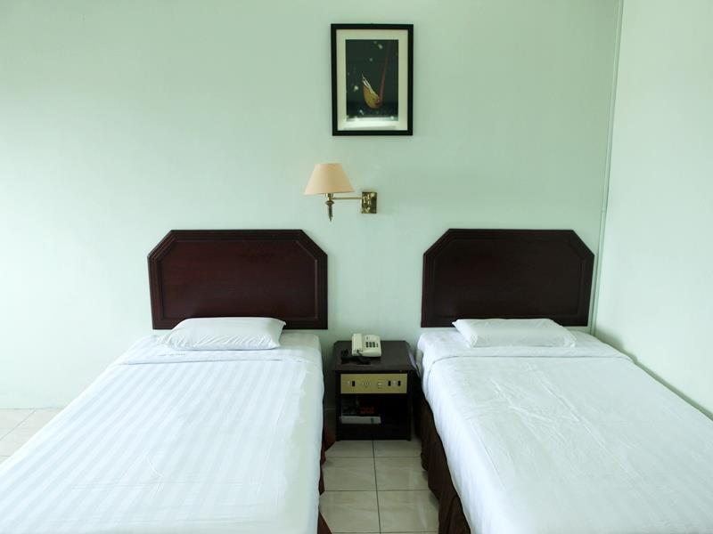קוצ'ינג Grand Supreme Hotel מראה חיצוני תמונה