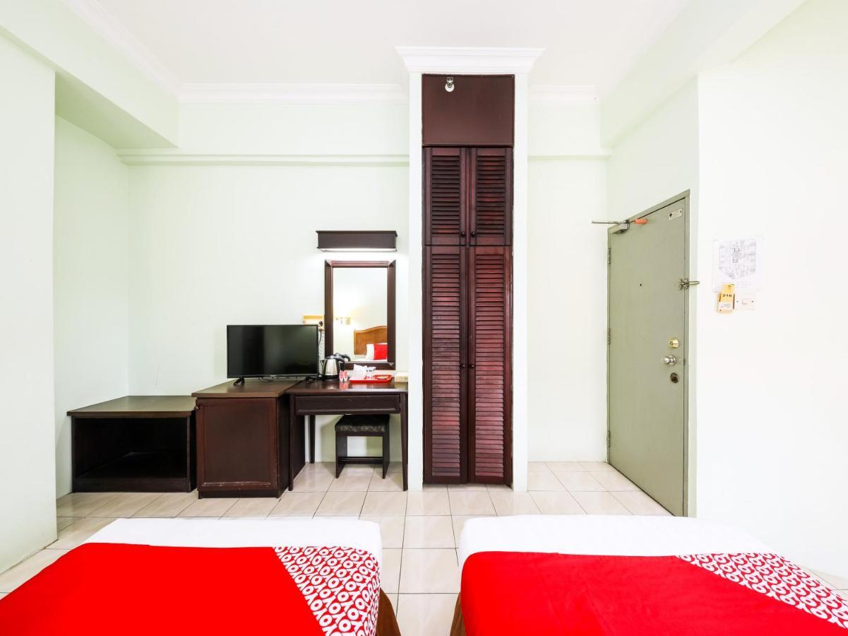 קוצ'ינג Grand Supreme Hotel מראה חיצוני תמונה